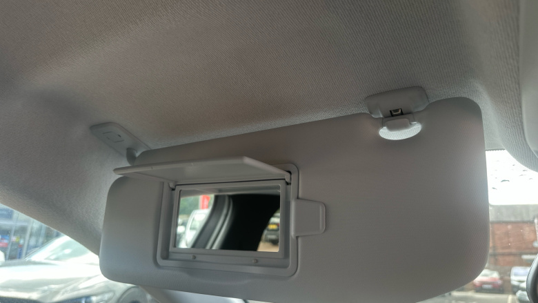 Peugeot 208 1.2 PureTech 100 Allure 5dr Petrol Hatchback